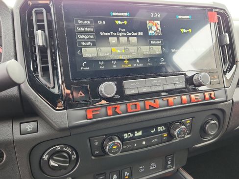 New 2026 Nissan Frontier PRO-4X w/ Pro-4x Convenience Package AWD/4WD image 8