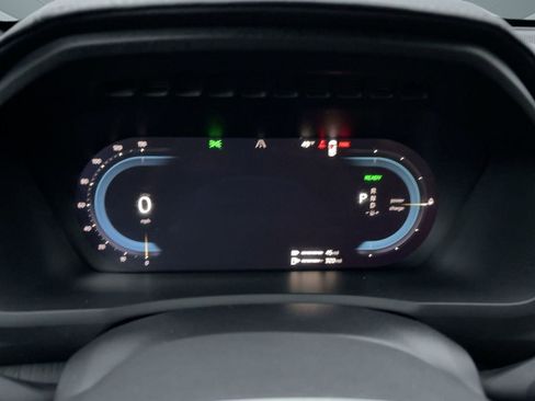 Certified 2024 Volvo XC90 T8 Ultimate w/ Protection Package Premier image 19