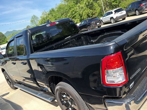 Used 2022 RAM 1500 Big Horn AWD/4WD image 6