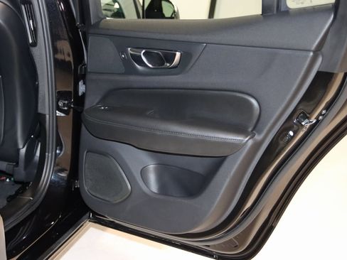 Used 2025 Volvo S60 B5 Core image 61