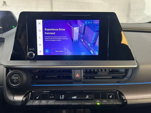 Used 2023 Toyota Prius XLE FWD image 16
