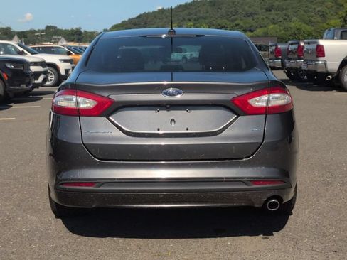 Used 2016 Ford Fusion SE FWD image 7