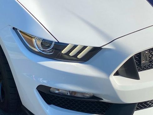 Used 2019 Ford Mustang Shelby GT350 w/ Technology Package RWD image 4