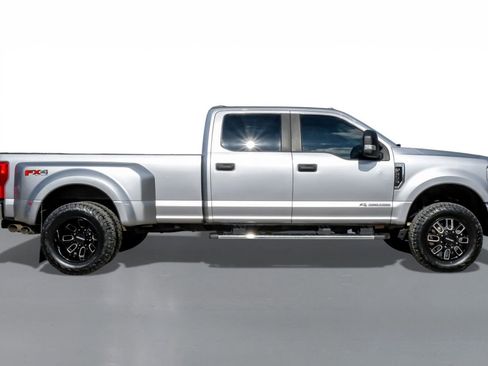 Used 2022 Ford F350 XL w/ STX Appearance Package image 6