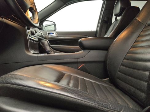 Used 2020 Jeep Grand Cherokee Limited X RWD image 17