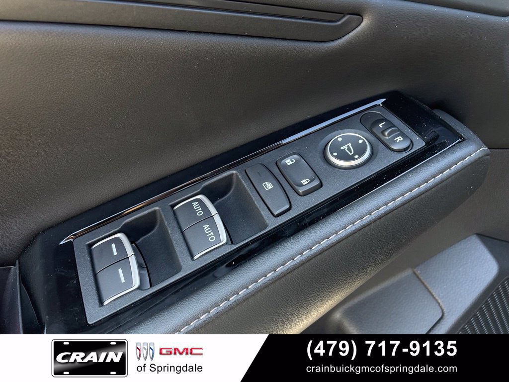 Used 2025 Honda Accord Touring image 11