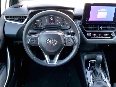 Used 2024 Toyota Corolla SE image 6