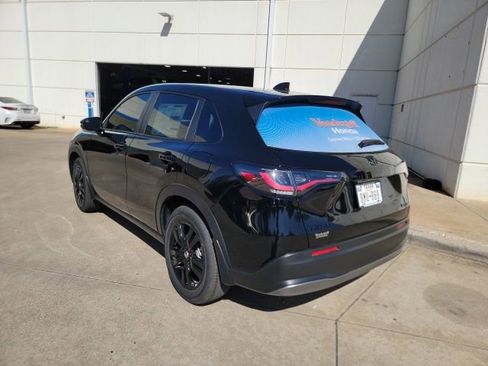 Used 2026 Honda HR-V Sport image 7