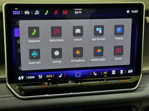 New 2026 Volkswagen Tiguan SE R-Line image 7