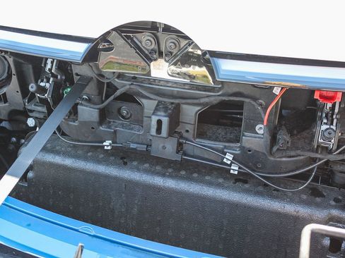 Used 2025 Volkswagen ID. Buzz Pro S Plus image 28