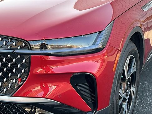 New 2025 Lincoln Nautilus Premier w/ Equipment Group 102A image 4