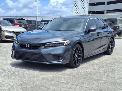 Certified 2024 Honda Civic Sport Touring image 5