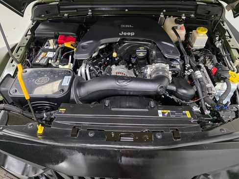 Used 2021 Jeep Gladiator Rubicon w/ LED Lighting Group image 10