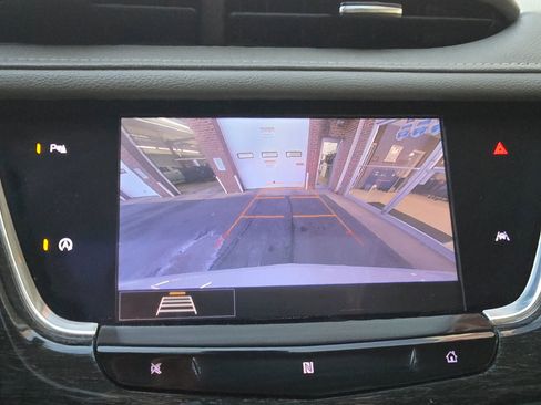 Used 2020 Cadillac XT6 Premium Luxury image 30