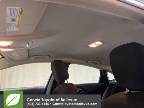 Used 2016 Chrysler 200 Limited image 24