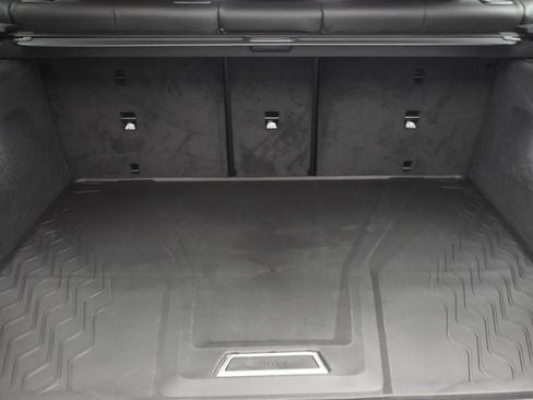 New 2026 BMW X5 M60i image 15