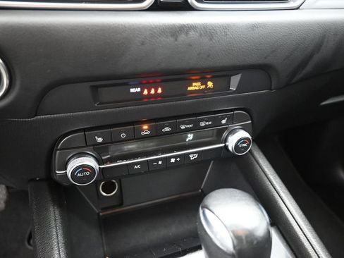 Used 2019 MAZDA CX-5 Touring FWD image 22