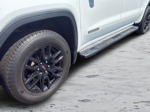 Used 2024 GMC Sierra 1500 Elevation w/ Elevation Premium Package AWD/4WD image 30
