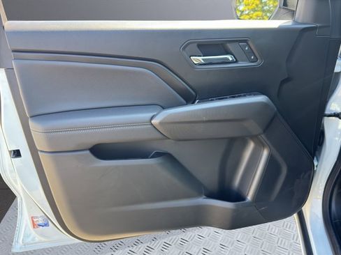 New 2026 GMC Canyon Elevation w/ Convenience Package image 13