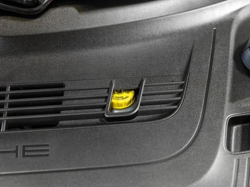 Used 2015 Porsche 911 Turbo S AWD/4WD image 55