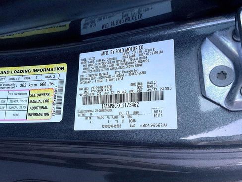 Used 2020 Ford Mustang GT Premium image 3