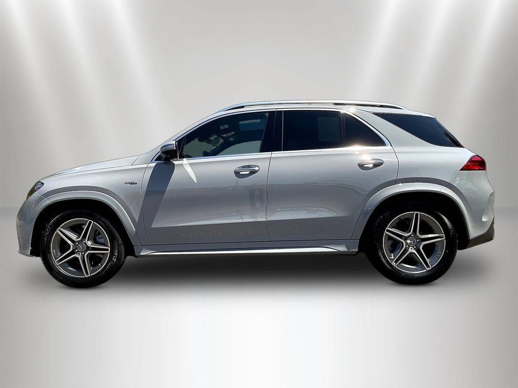 Certified 2025 Mercedes-Benz GLE 53 AMG 4MATIC image 8