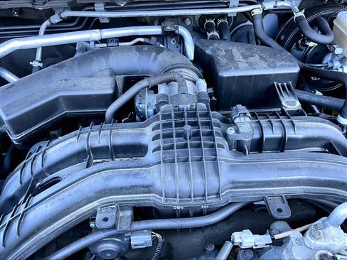 Used 2021 Subaru Crosstrek 2.0i image 34