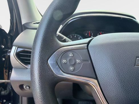 Used 2020 Chevrolet Traverse LS AWD/4WD image 28