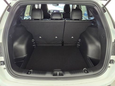 New 2026 Jeep Compass Latitude image 14