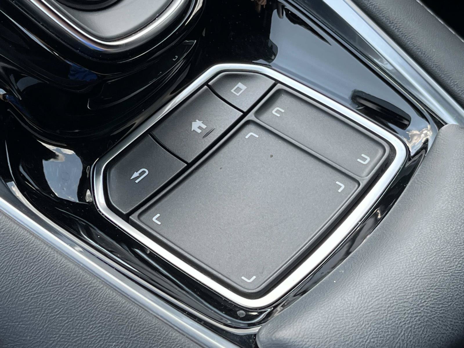 Used 2019 Acura RDX w/ Advance Package AWD/4WD image 36