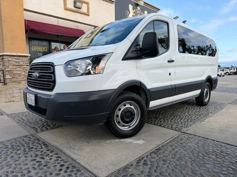 Used 2018 Ford Transit 150 XL RWD image 1