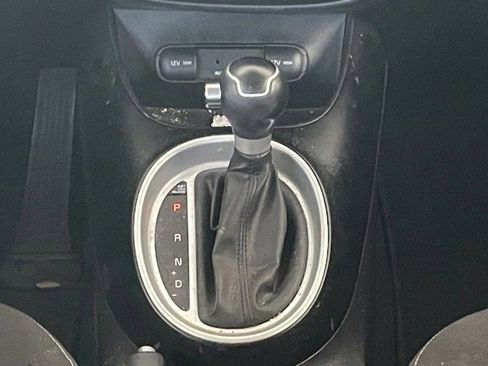 Used 2016 Kia Soul FWD image 14