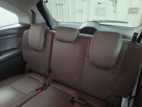 Used 2018 Honda Odyssey EX image 16