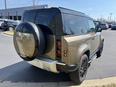 Certified 2023 Land Rover Defender 90 S image 7