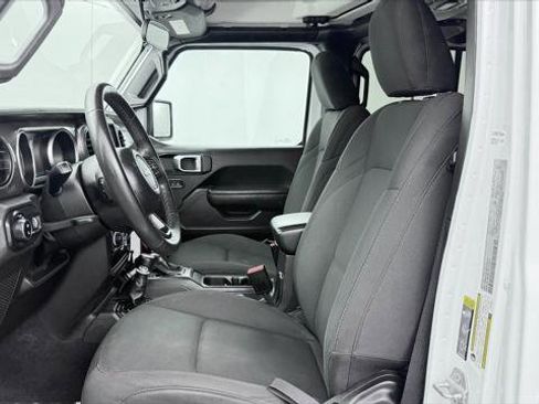 Used 2023 Jeep Gladiator Sport image 14