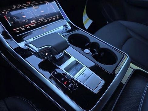 New 2026 Audi Q7 3.0T Premium Plus AWD/4WD image 23