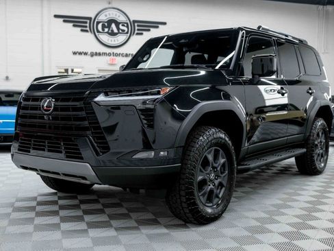 Used 2025 Lexus GX 550 AWD/4WD image 4