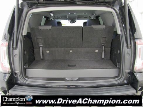 Used 2016 GMC Yukon SLE w/ HD Trailering Package image 11