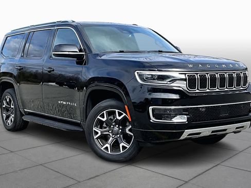 Used 2018 Ford Expedition Max Limited image 3