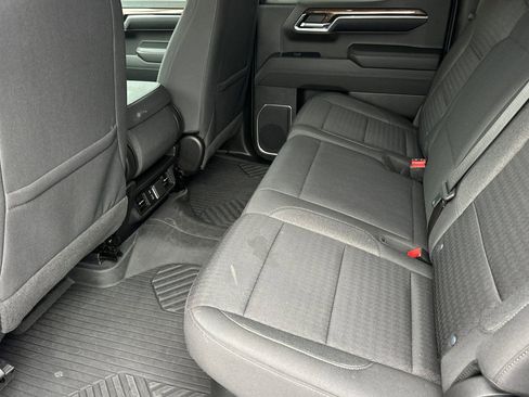 Used 2023 Chevrolet Silverado 1500 RST AWD/4WD image 12