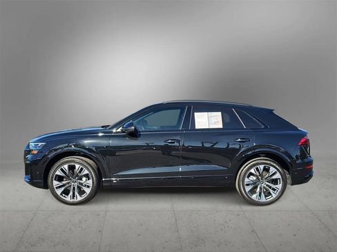 Used 2025 Audi Q8 Premium Plus image 5