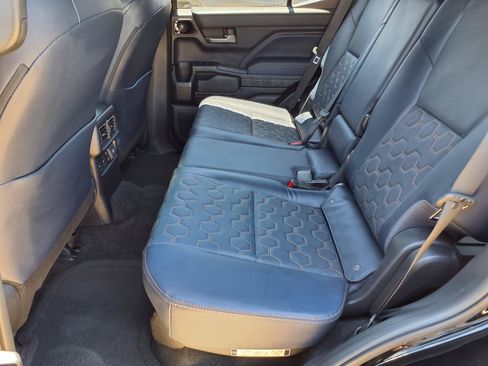 Certified 2026 Toyota 4Runner Platinum AWD/4WD image 7
