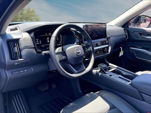New 2026 Nissan Pathfinder SL w/ Cargo Package FWD image 7