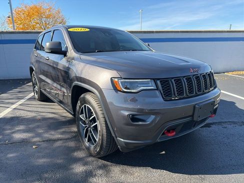 Used 2019 Jeep Grand Cherokee Trailhawk w/ Trailhawk Luxury Group image 7