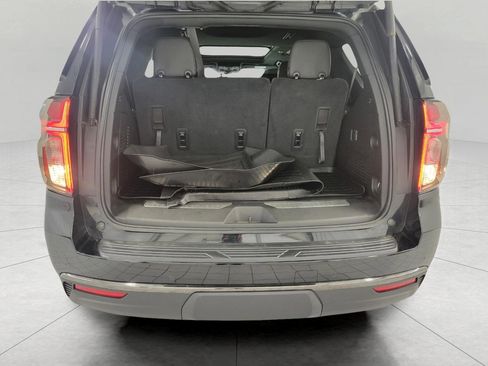 Used 2021 Chevrolet Tahoe RST w/ Rear Media and Nav Package AWD/4WD image 15