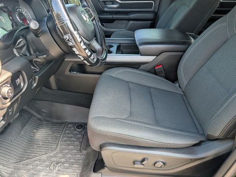 Used 2023 RAM 1500 Big Horn AWD/4WD image 6