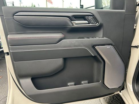 New 2026 GMC Sierra 2500 AT4X w/ LPO, Black Badging Package image 22