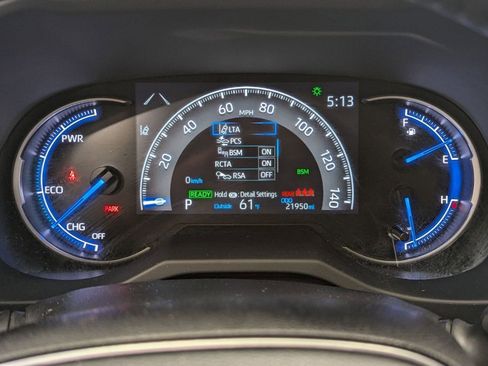 Used 2023 Toyota RAV4 XLE Premium image 16