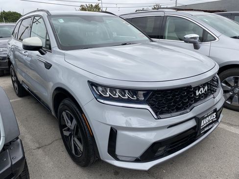 Used 2022 Kia Sorento EX FWD image 6