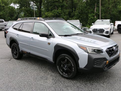 Used 2024 Subaru Outback Wilderness AWD/4WD image 10